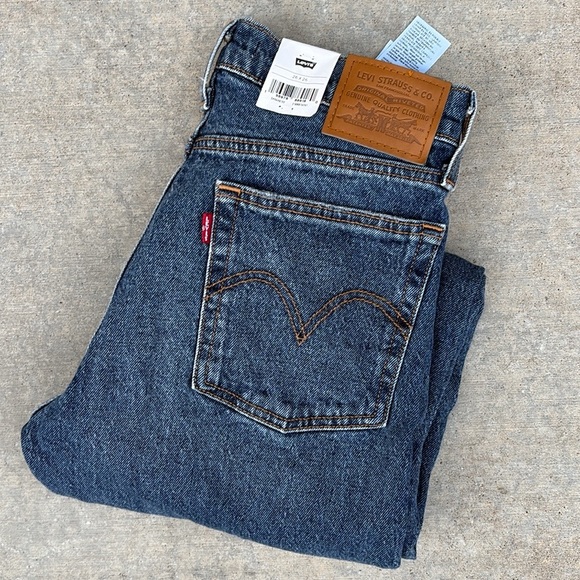 Levi's Wedgie Straight Jeans Size 26 NWT - Picture 1 of 10